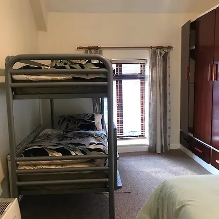 Hostal The Old House