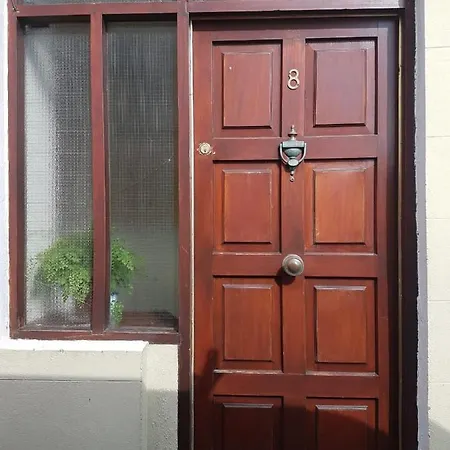 Хостел The Old House